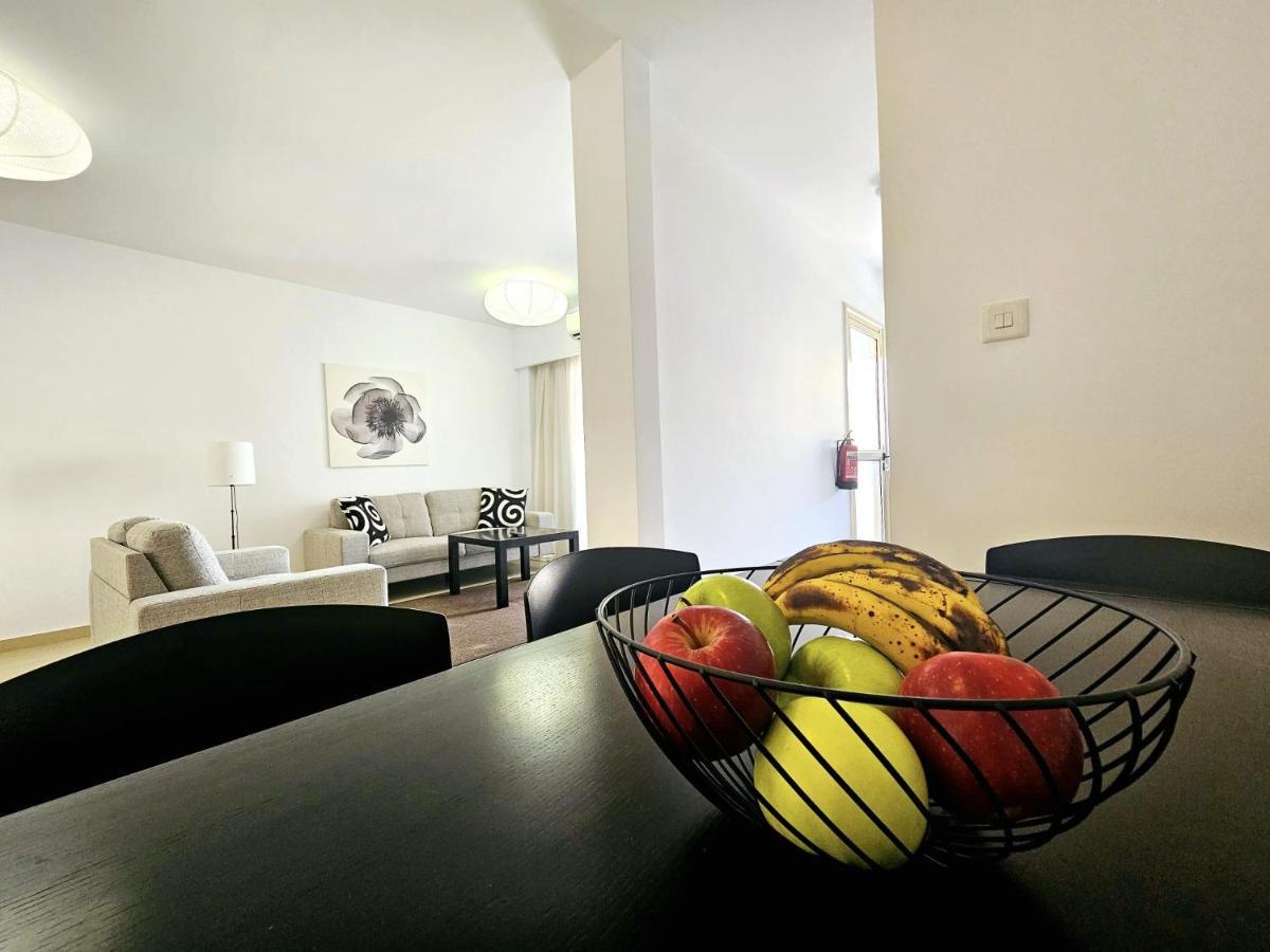 Elysia Park Apartments Paphos Exterior photo