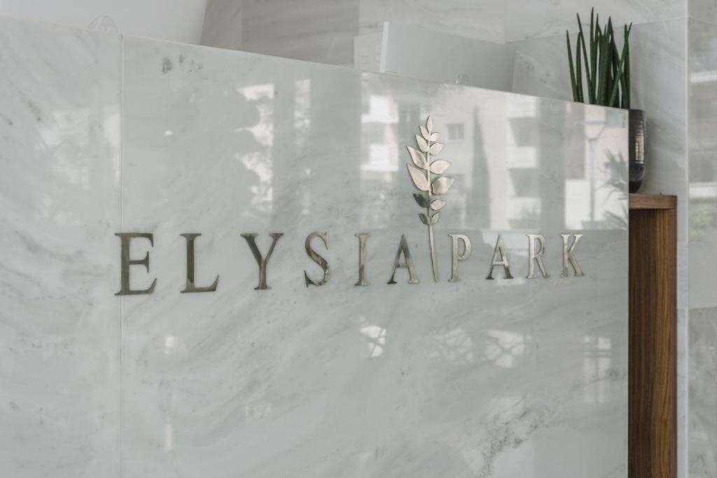 Elysia Park Apartments Paphos Exterior photo